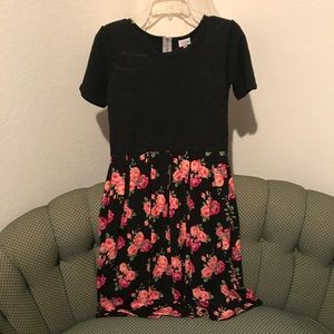 Mixed Print Lularoe Amelia